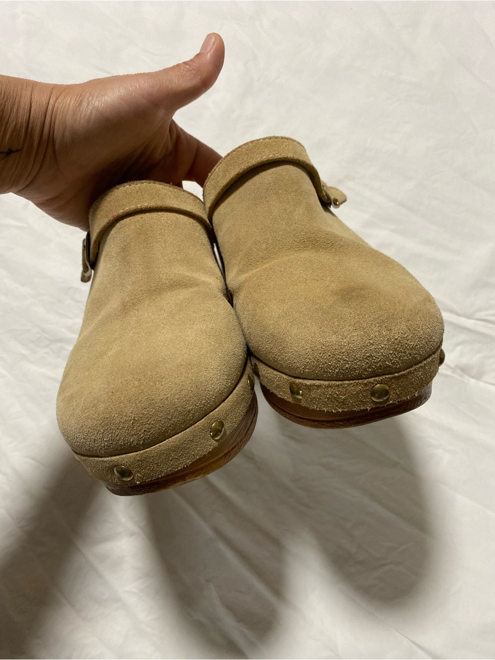Steve Madden Tan Suede Wood-Effect Clogs - Picture 5 of 9